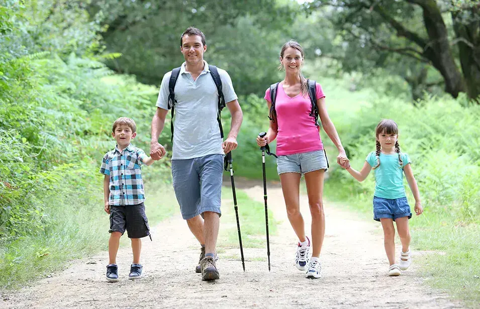 Dr. Marcelo Corvino - Ortopedista - especialistas-dao-dicas-de-como-prevenir-lesoes-ao-praticar-esportes-durante-viagens